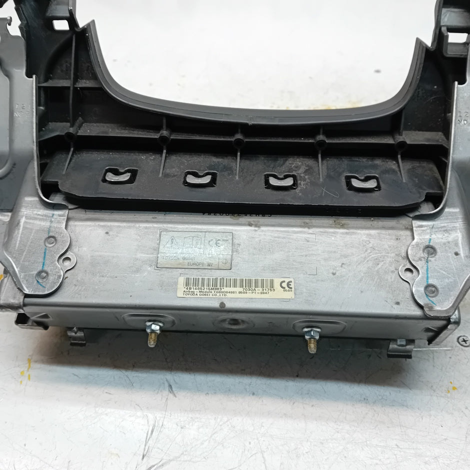 MITSUBISHI OUTLANDER MK3 KNEE AIR SRS BAG RIGHT DRIVER SIDE 7030A-31753 FM00986