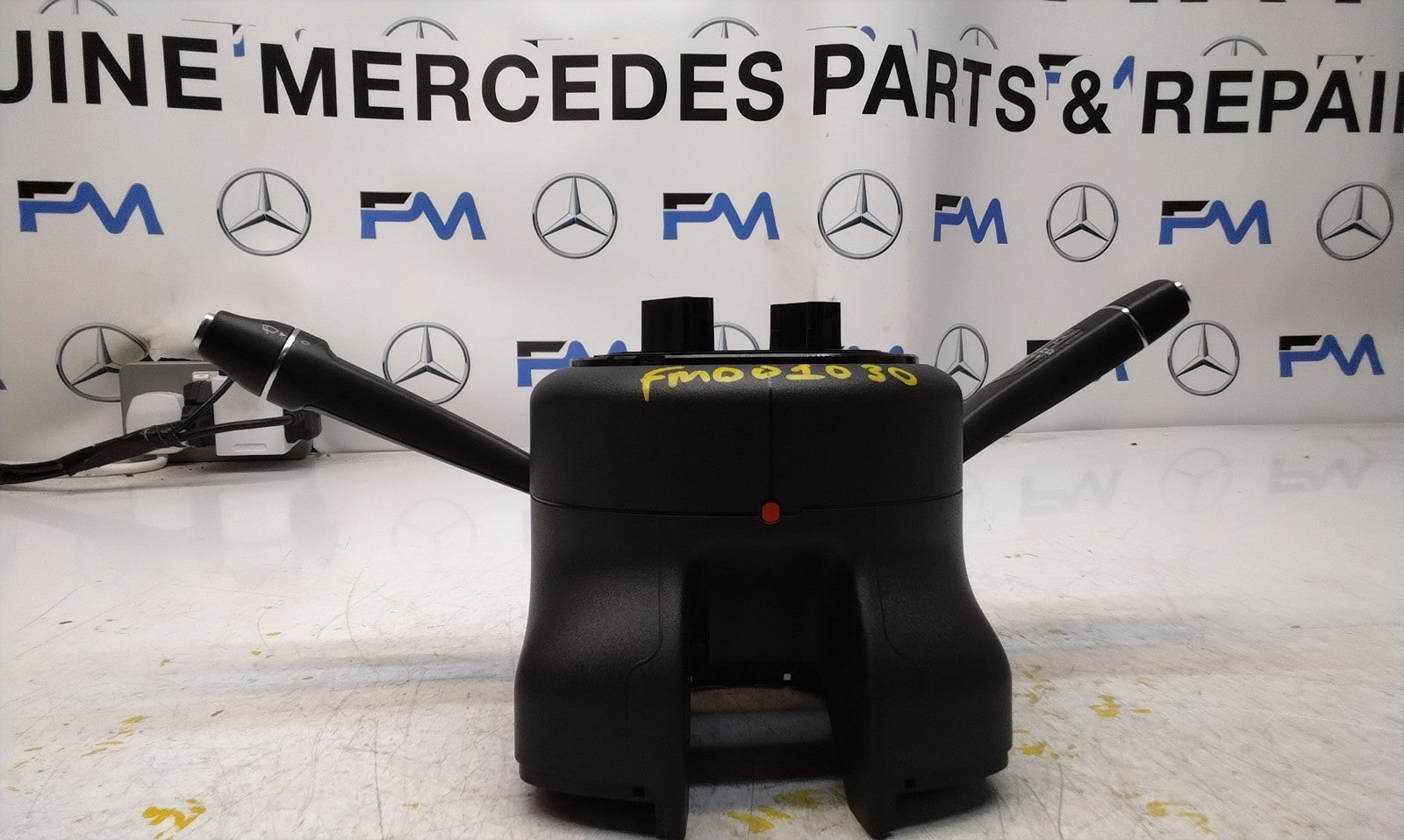 Mercedes E-CLASS W213 INDICATOR/WIPER GEAR SELECT + SQUIB  A2139002723 FM001030