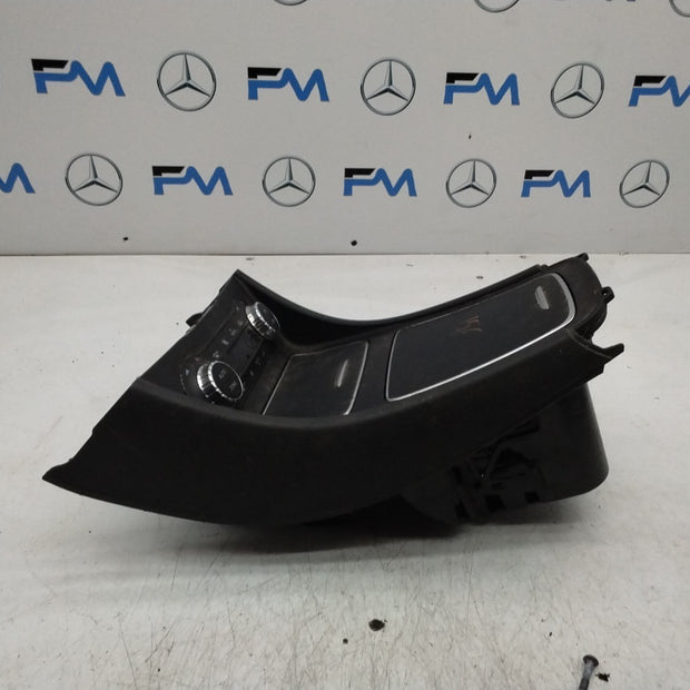 MERCEDES BENZ  A-CLASS W176 CENTRE  CONSOLE   A1766804800 FMK28