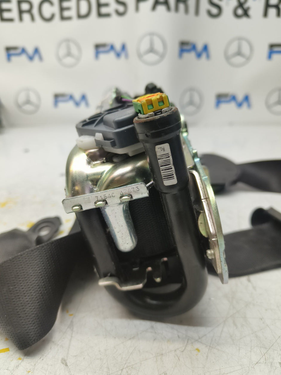 MERCEDES BENZ E-CLASS W212 DRIVER SIDE FRONT SEAT BELT A2128607685 OSF FMS41